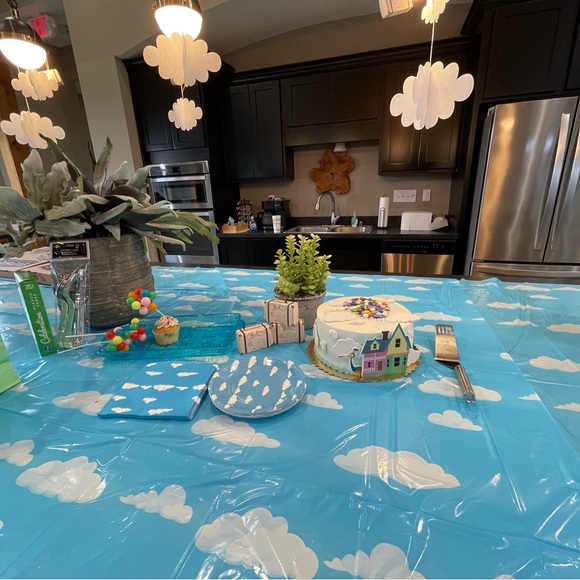 Disney Up themed decor - Picture 2 of 6